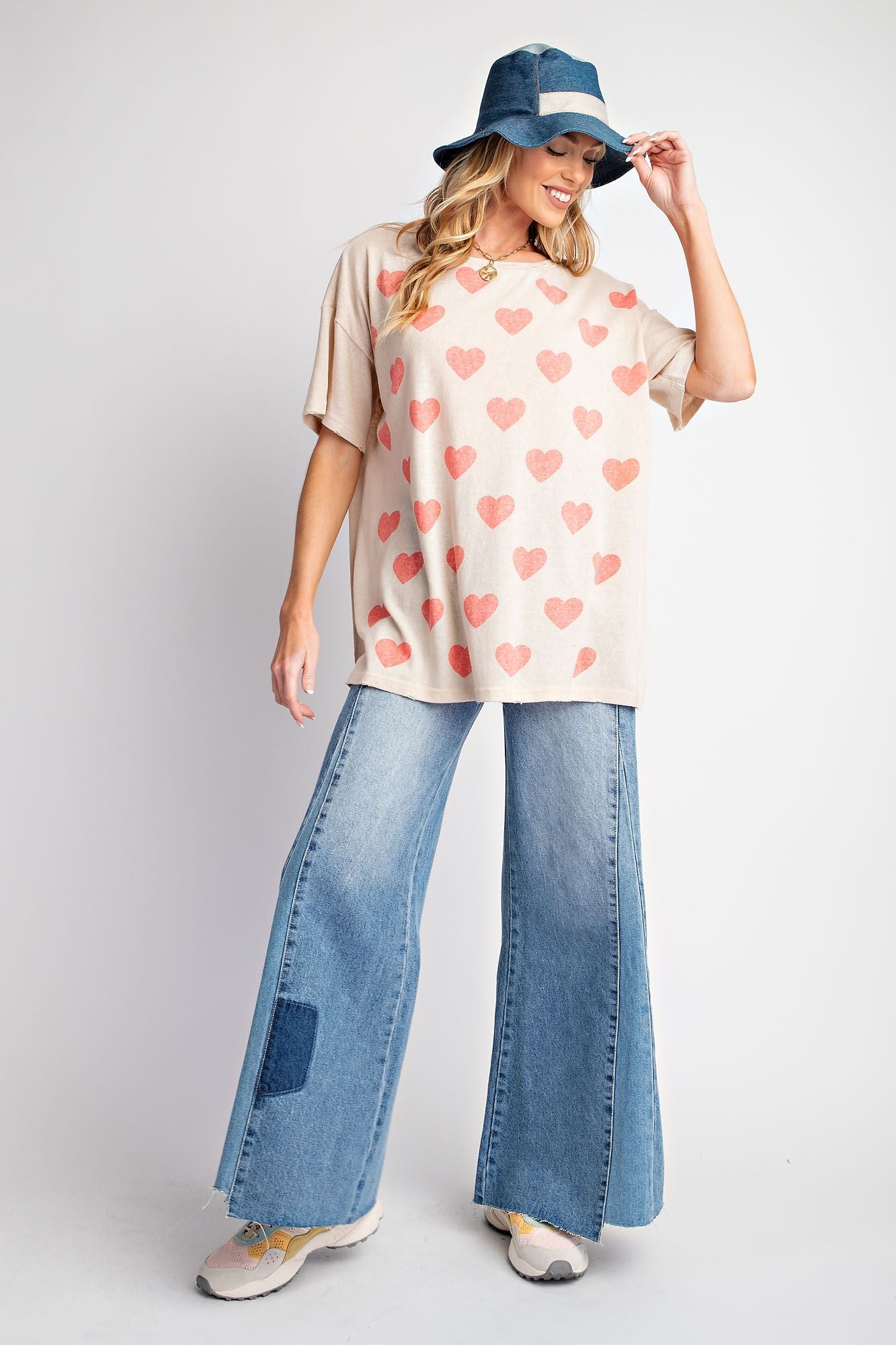 ET23064X - Heart Printed Short Sleeve